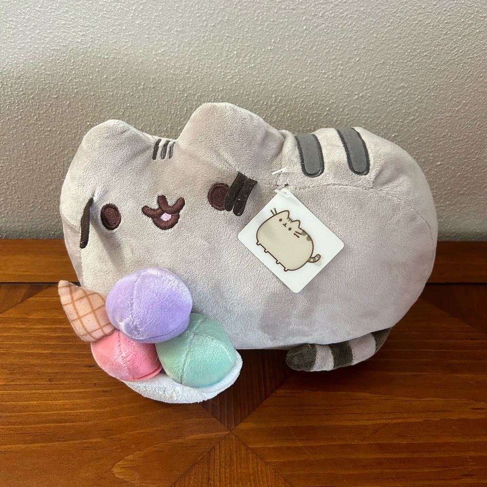 NWT Pusheen Cat Ice Cream Sundae Plush Toy